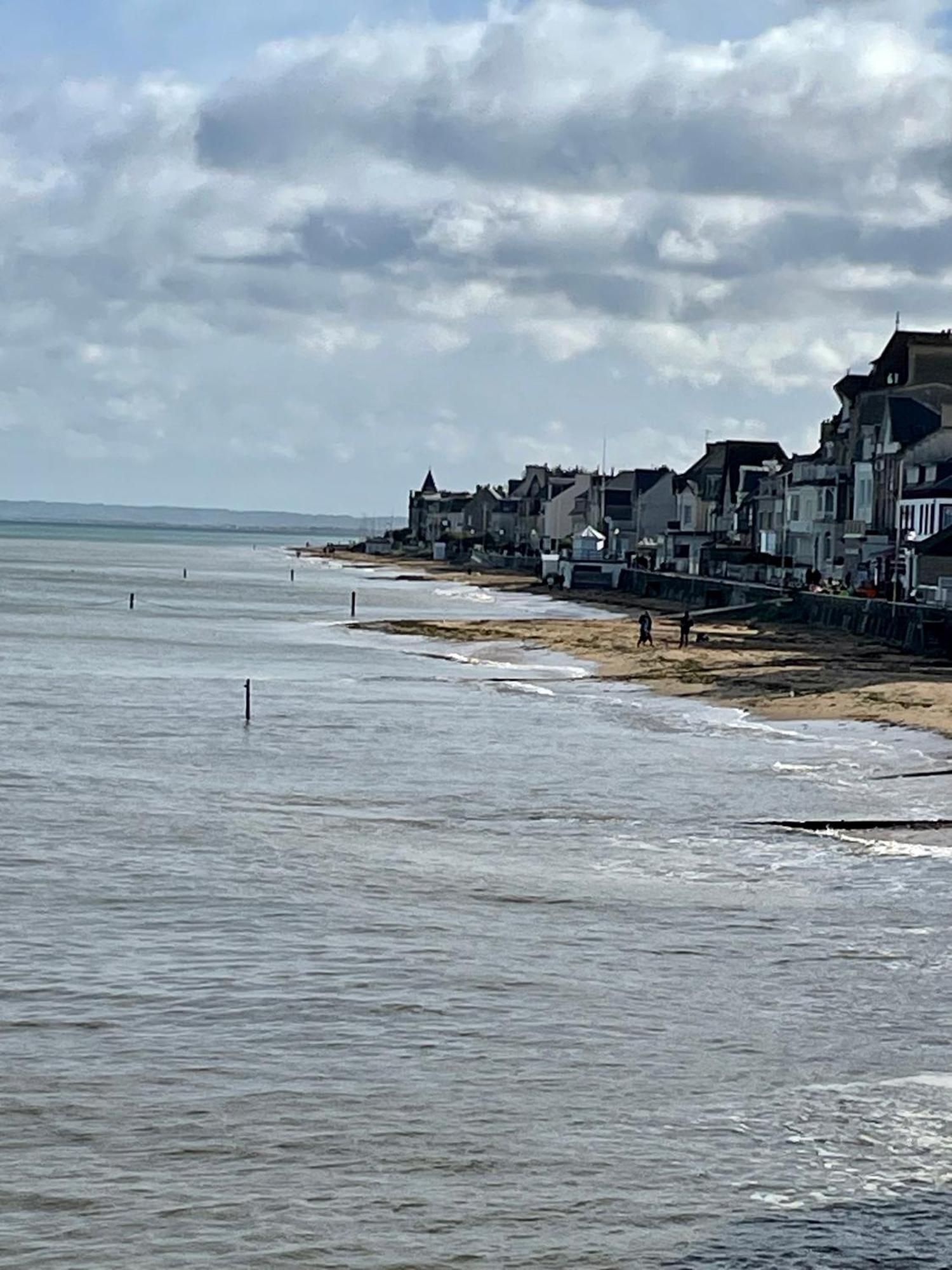Saint-Aubin-Sur-Mer: Bel Appartement Traversant Ngoại thất bức ảnh